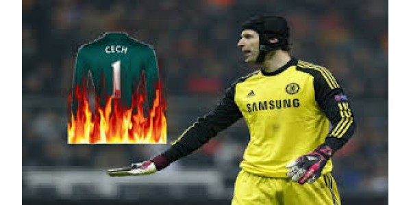 O lendário guarda-redes Čech regressa ao Chelsea